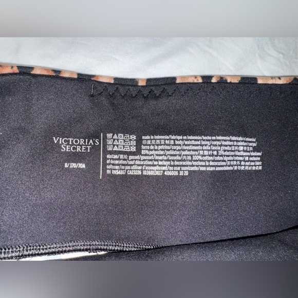 Victoria's Secret Leggings - Brand New - Picture 5 of 5